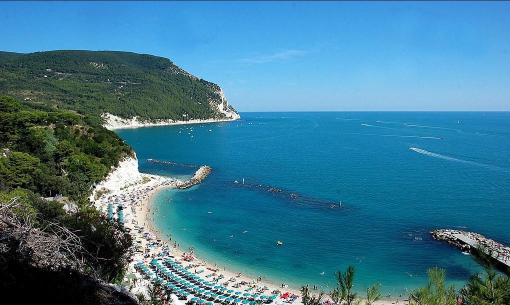 Apartament Poggio Antico Monte San Vito Zewnętrze zdjęcie
